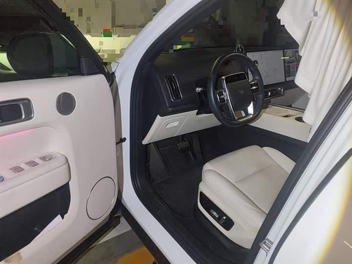 Фото 14 - LiXiang L7