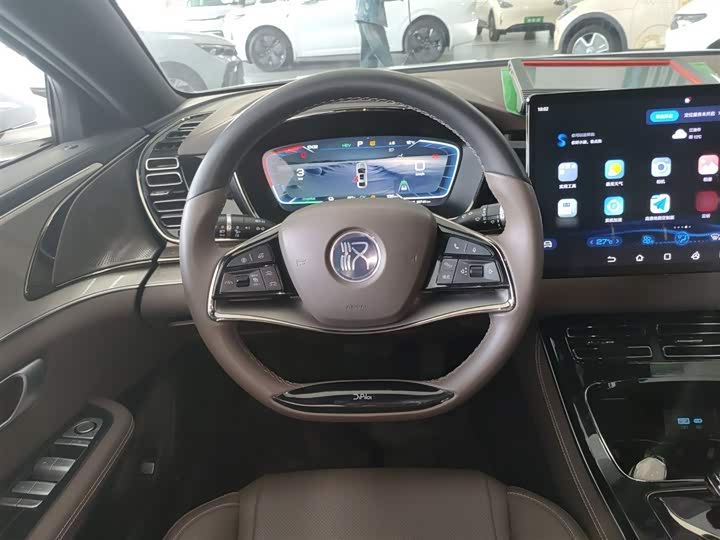 Фото 11 - BYD Han