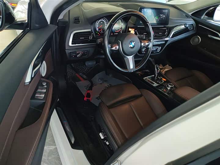 Фото 16 - BMW 1 Series