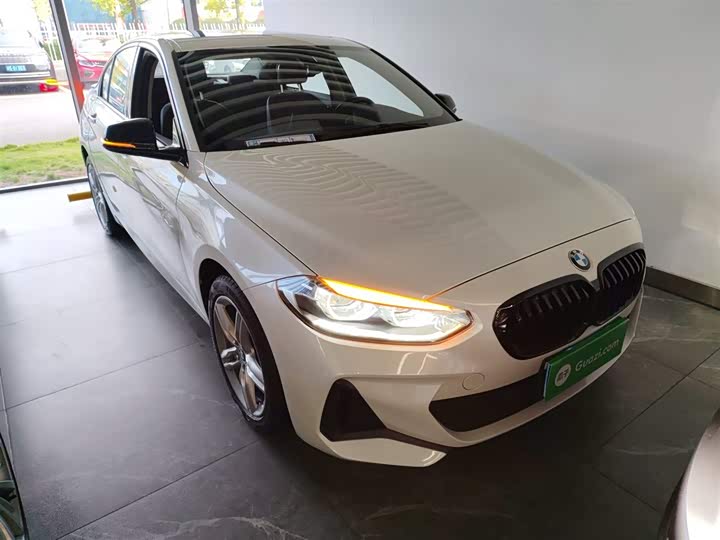 Фото 4 - BMW 1 Series