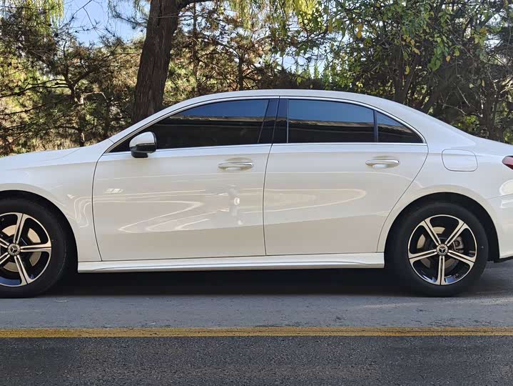 Фото 17 - Mercedes-Benz A-Class