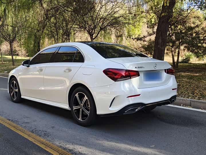 Фото 19 - Mercedes-Benz A-Class