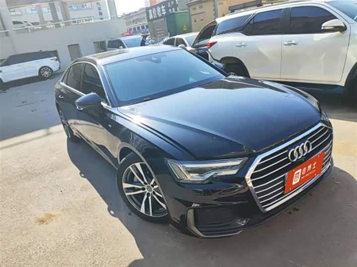 Фото 2 - Audi A6L