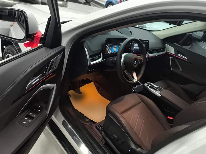 Фото 16 - BMW X1