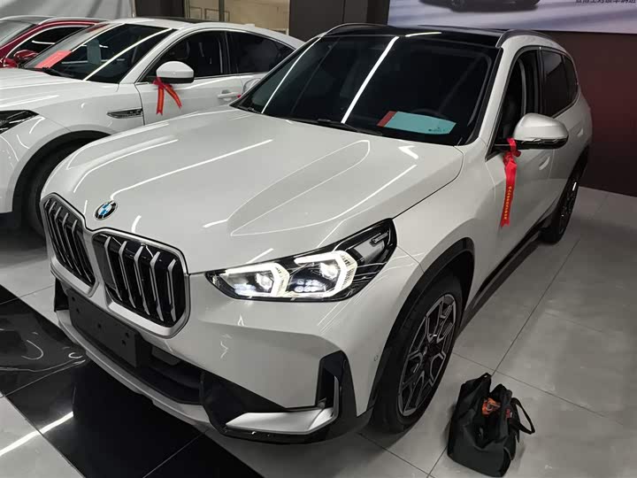 Фото 2 - BMW X1