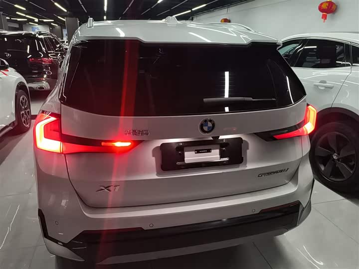 Фото 6 - BMW X1