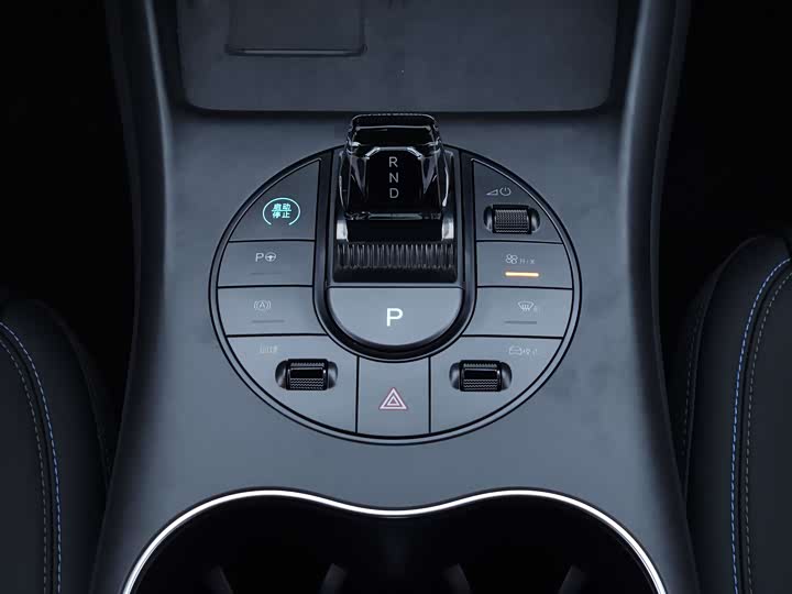 Фото 12 - BYD Seal