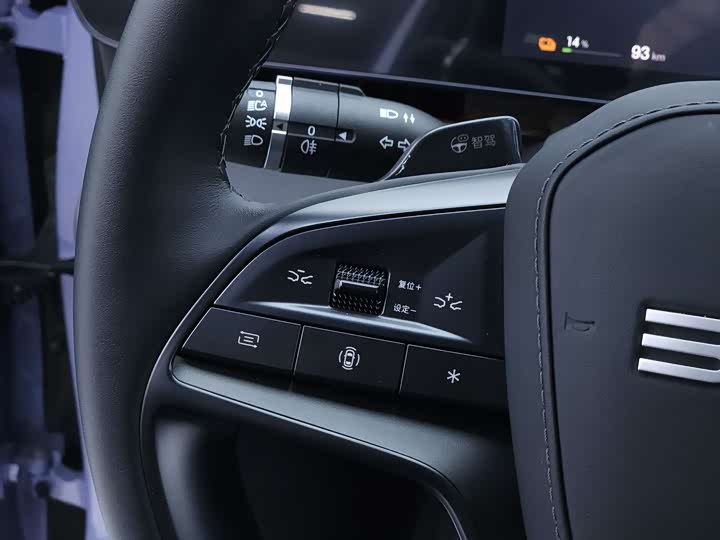 Фото 13 - BYD Seal