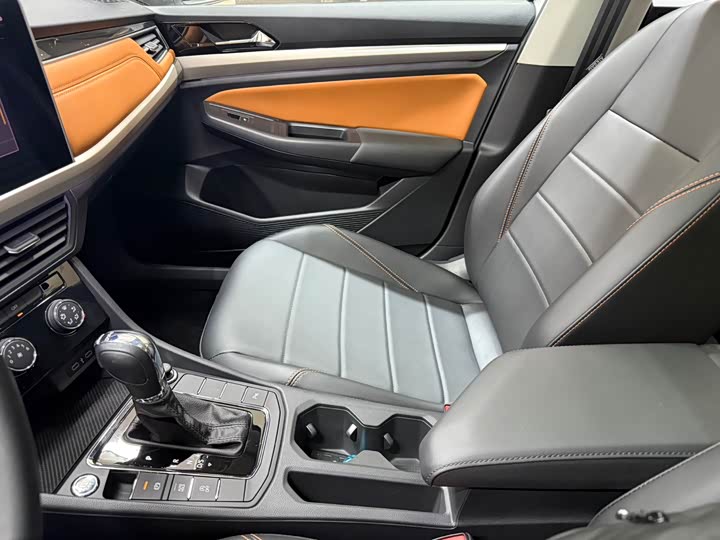 Фото 13 - Volkswagen Bora