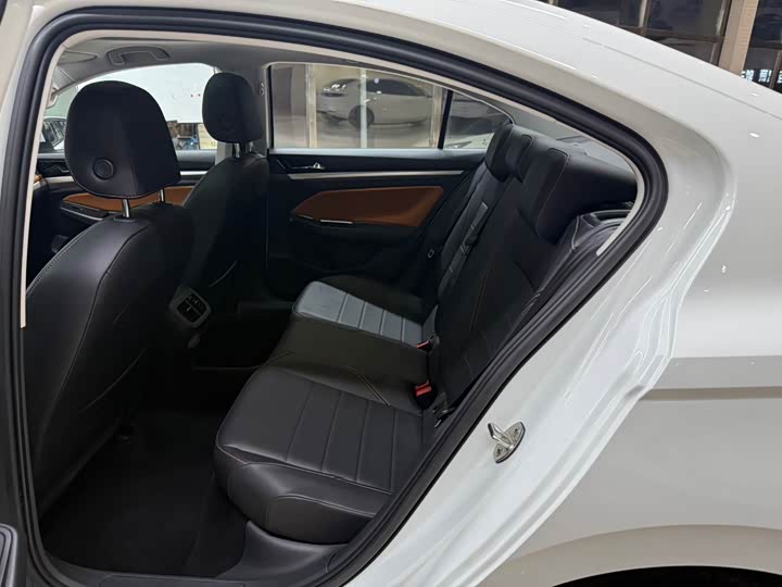 Фото 18 - Volkswagen Bora