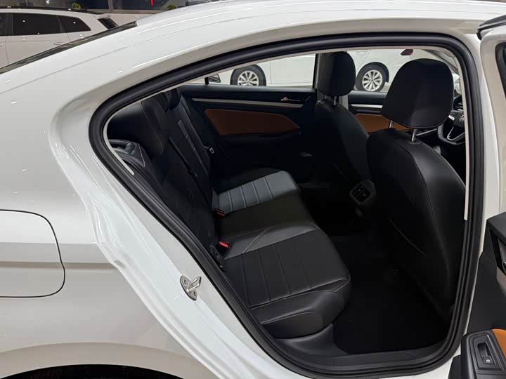 Фото 22 - Volkswagen Bora