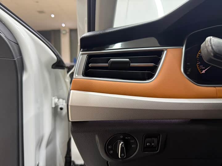 Фото 9 - Volkswagen Bora