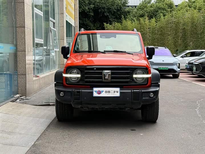 Фото 2 - Tank 300