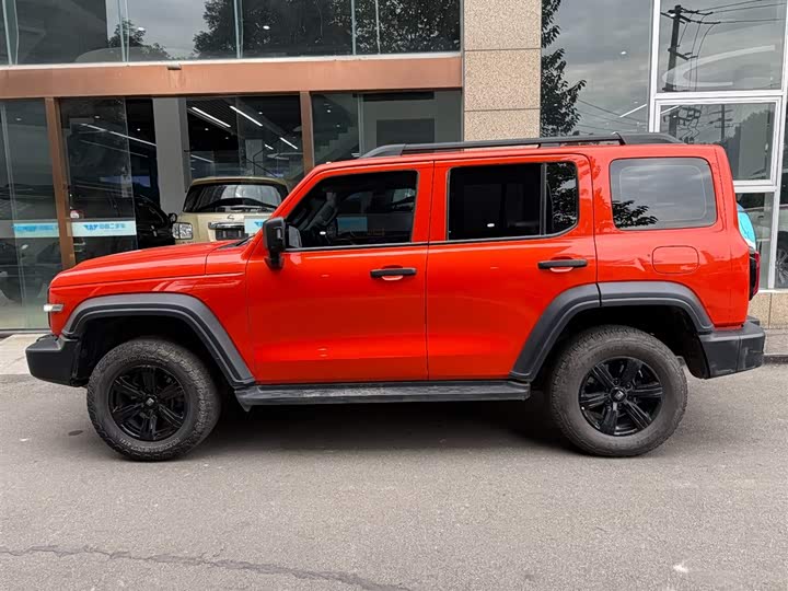 Фото 3 - Tank 300