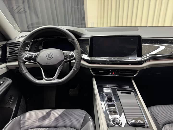 Фото 19 - Volkswagen Teramont Pro