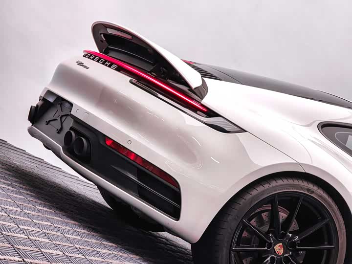 Фото 6 - Porsche 911