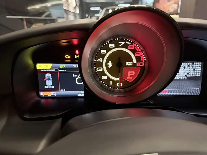 Фото 6 - Ferrari F8