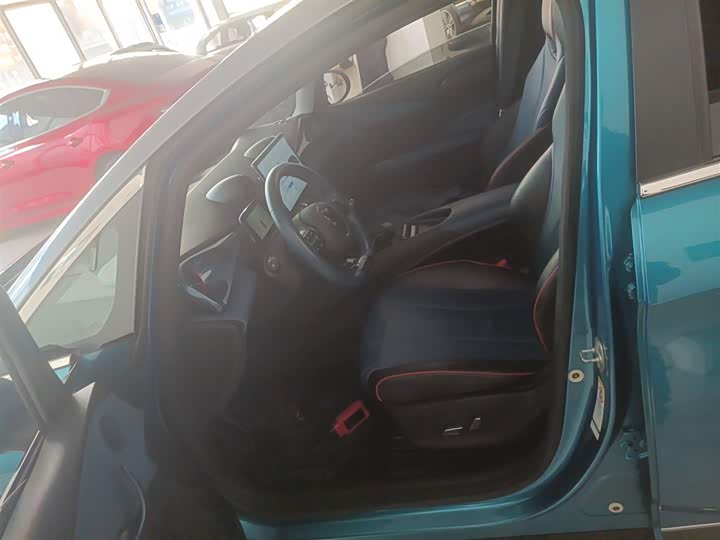 Фото 15 - BYD Dolphin