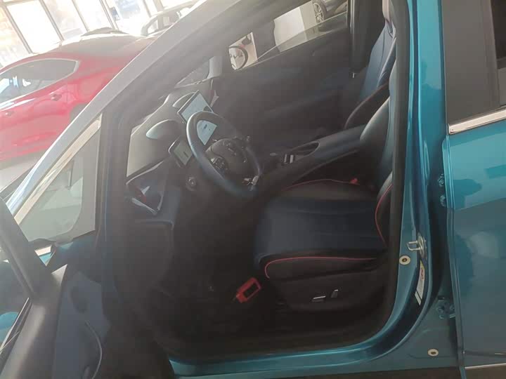 Фото 16 - BYD Dolphin