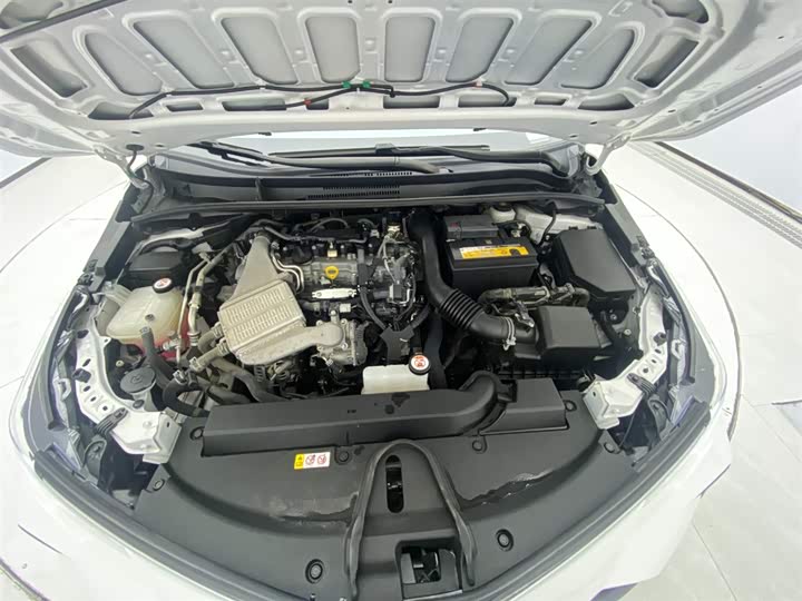 Фото 22 - Toyota Corolla