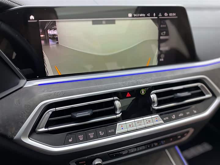 Фото 17 - BMW X5