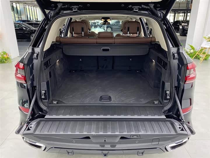 Фото 26 - BMW X5