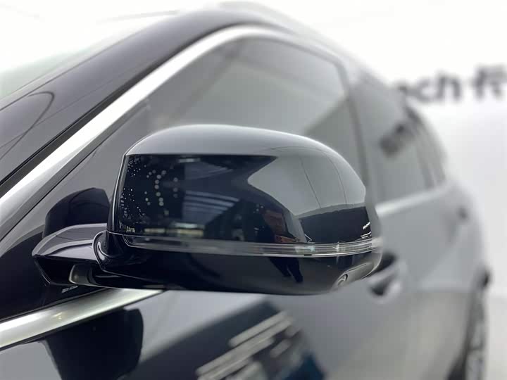 Фото 32 - BMW X5