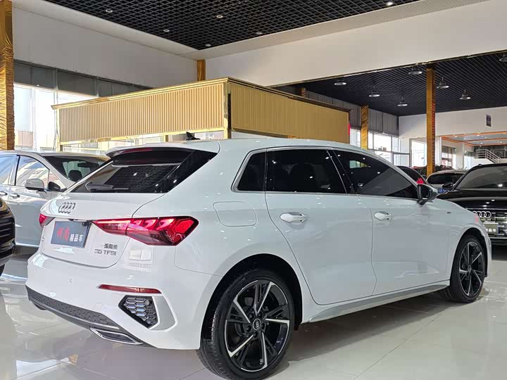 Фото 15 - Audi A3