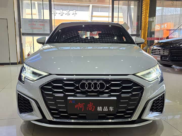 Фото 2 - Audi A3