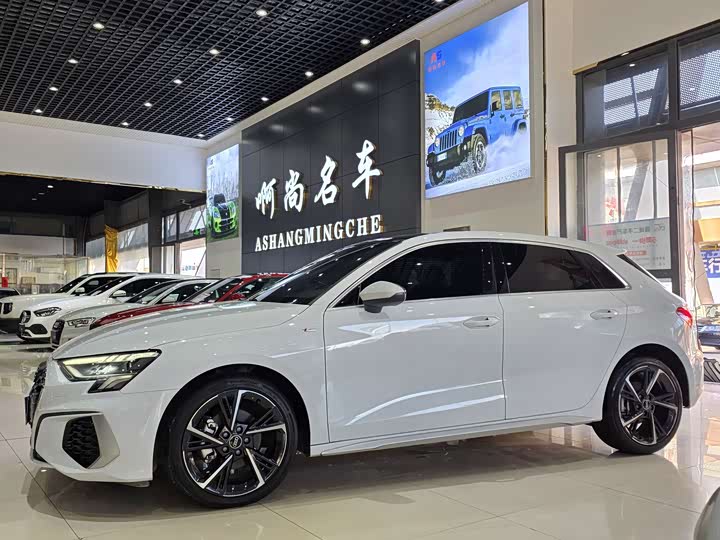 Фото 5 - Audi A3