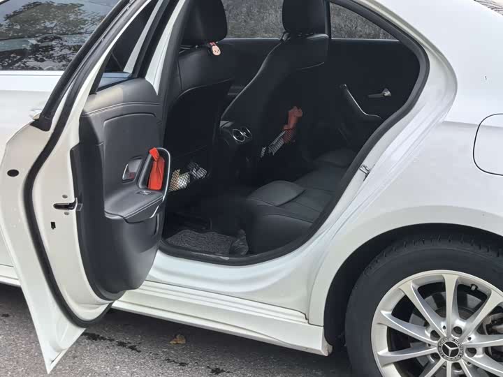 Фото 12 - Mercedes-Benz A-Class