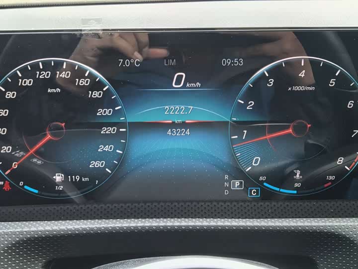 Фото 8 - Mercedes-Benz A-Class