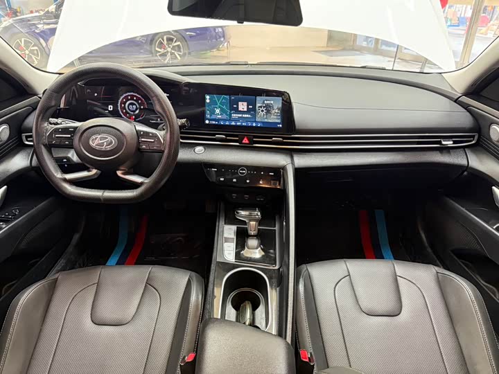 Фото 20 - Hyundai Elantra N line