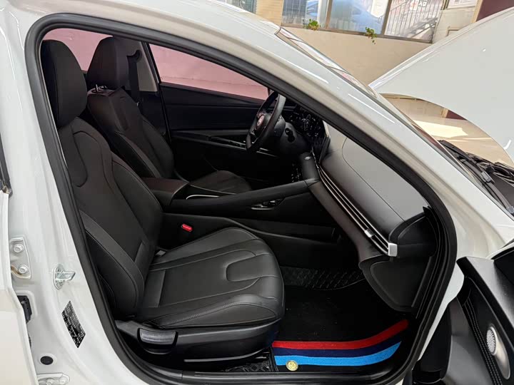 Фото 21 - Hyundai Elantra N line