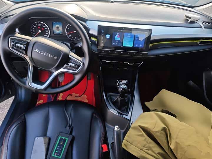 Фото 10 - Roewe i5