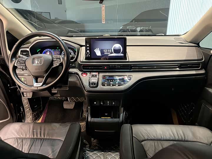 Фото 7 - Honda Elysion