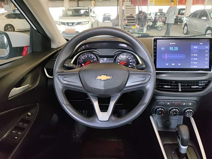 Фото 11 - Chevrolet Onix (Cavalier)