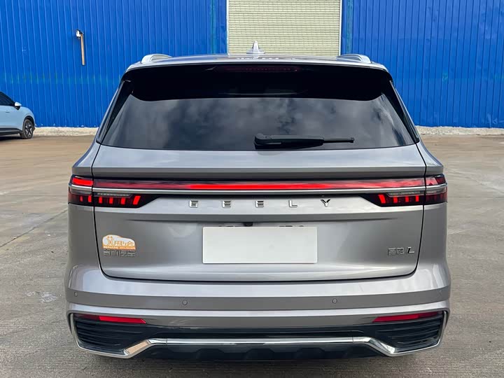 Фото 4 - Geely Monjaro