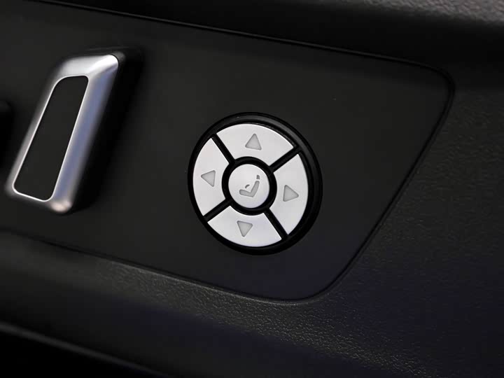 Фото 25 - Tank 300