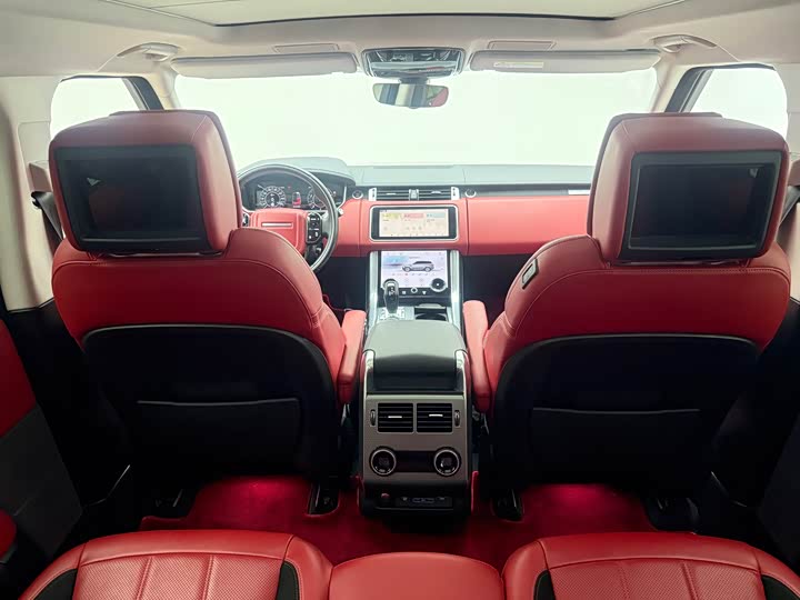 Фото 18 - Land Rover Range Rover Sport