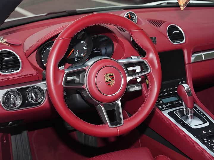 Фото 8 - Porsche 718