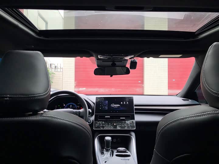 Фото 22 - Toyota Avalon