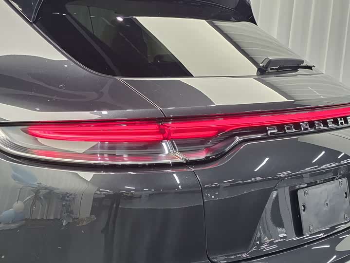 Фото 16 - Porsche Panamera