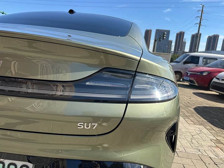 Фото 25 - Xiaomi SU7