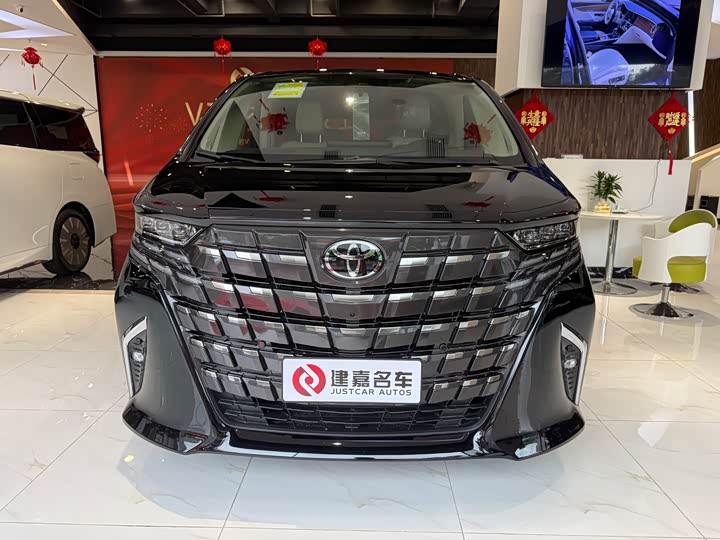Фото 2 - Toyota Alphard