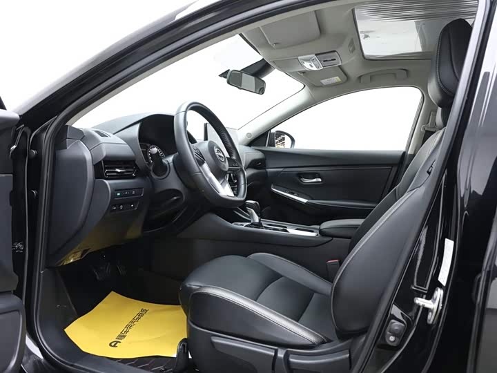 Фото 10 - Nissan Sylphy