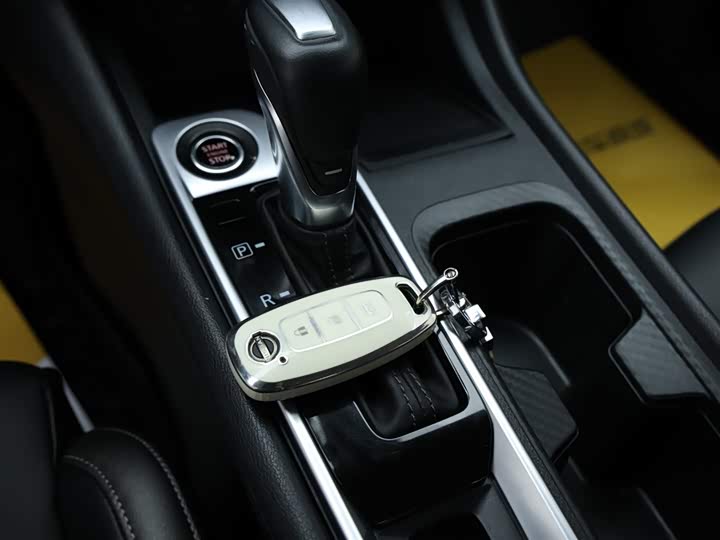 Фото 12 - Nissan Sylphy