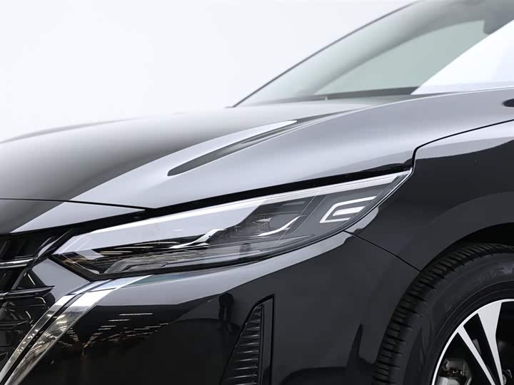 Фото 18 - Nissan Sylphy