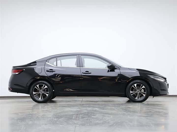 Фото 6 - Nissan Sylphy