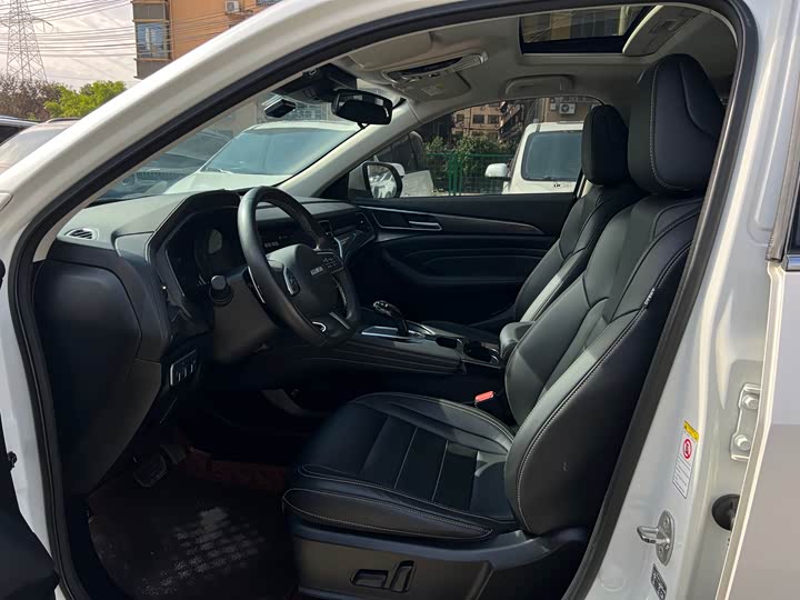 Фото 10 - Haval F7x